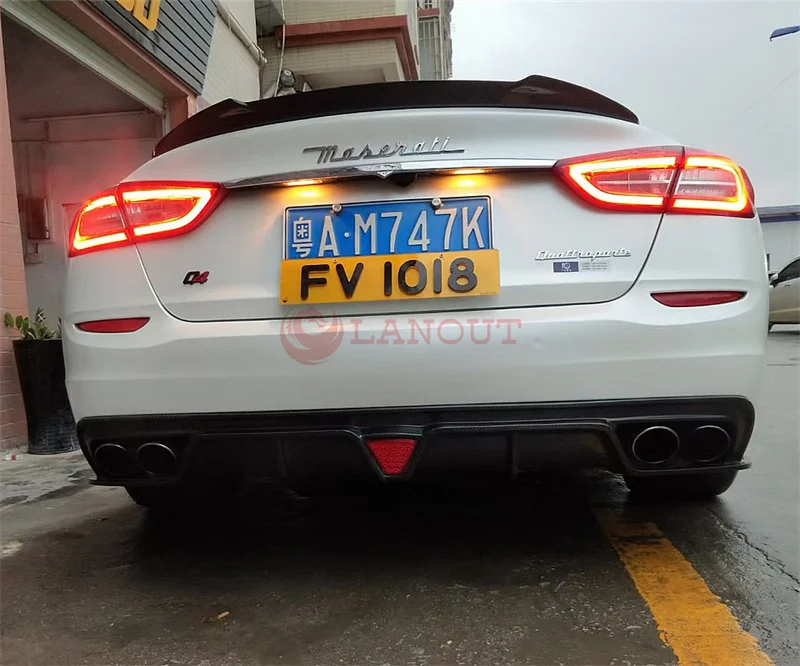 Difusor Traseiro para Maserati Quattroporte foto 5