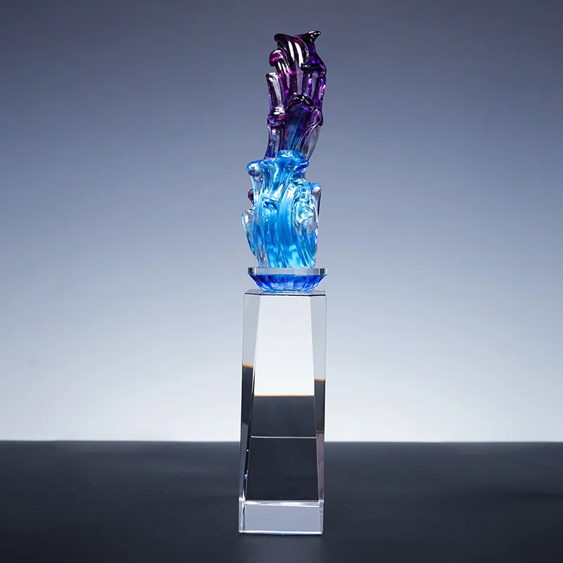 Factory custom direct sales glass Ocean Heart k9 crystal trophy details