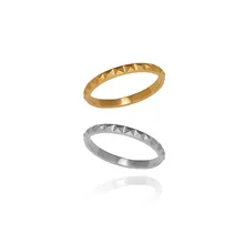 High End 18K Gold Plated 2MM Stainless Steel Dainty Rings for Women Trendy Flower Radiance Stainless Steel Jewelry for Gifts