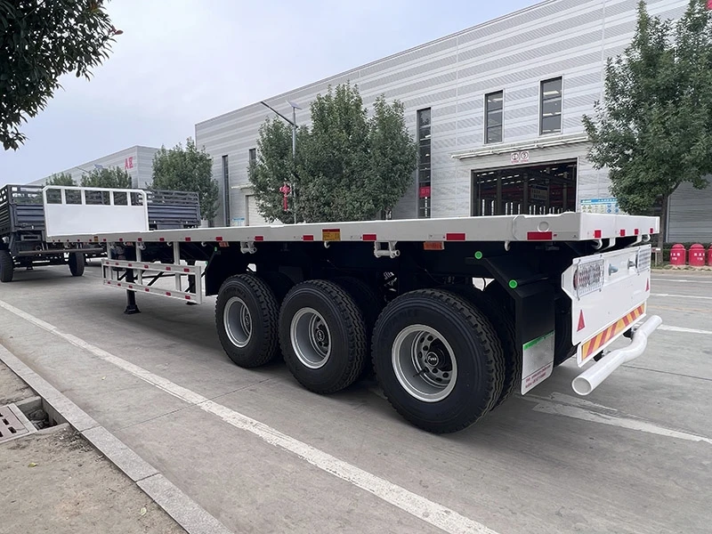 Vehicle Master Tri-Axle 3 4 5 Axles 40ft Trailers 50 Tons 20ft 40ft 50ft 53ft Container Chassis Flatbed Semi  Trailer for Sale
