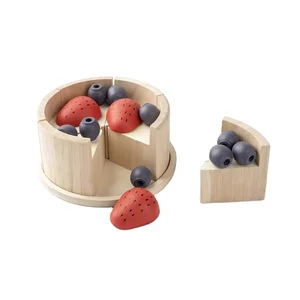 Natural Simulation Wooden Strawberry Cake Kids' Pretend Play & Preschool Birthday Party Toy