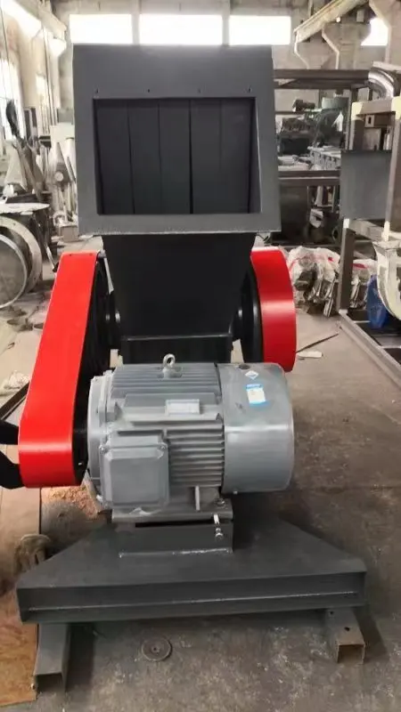 Б/у Пластиковая дробилка LD 900-1000