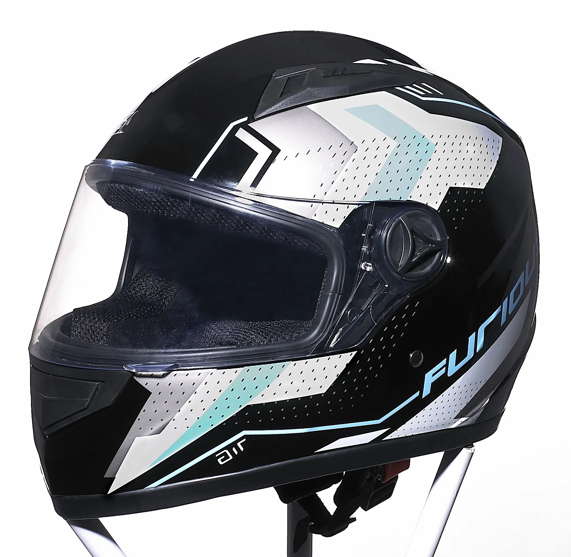 motorcycle helmet with removable liner