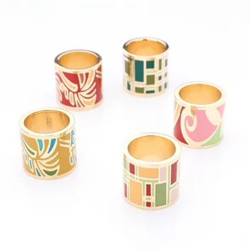 High Quality Retro Enameled Metal Alloy Rings Napkin Rings Used As Scarves Buckle Come in Different Colors