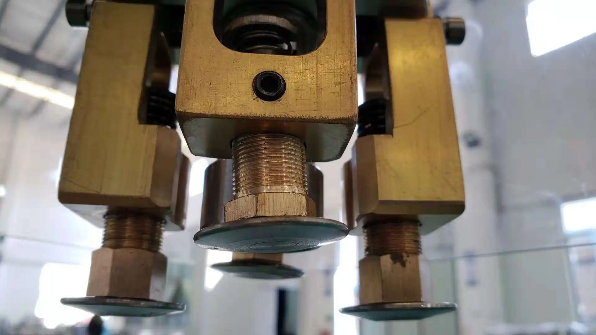 Manual Wine Bottle Closer Screw Capping Machine