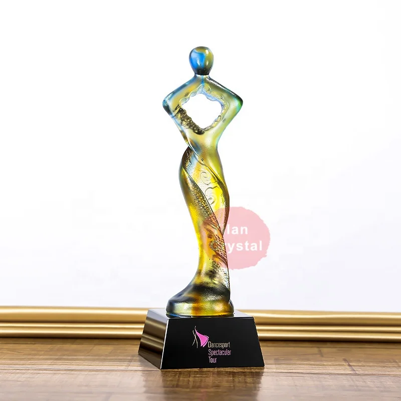 Customize Superior Dancer Shape Gradient Crystal Liuli Glazed Trophy Award With Black Base