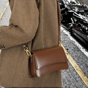 Custom Small Genuine Leather England Style Waterproof Casual Handbag for Women High Quality Single Shoulder Crossbody Bag Summer