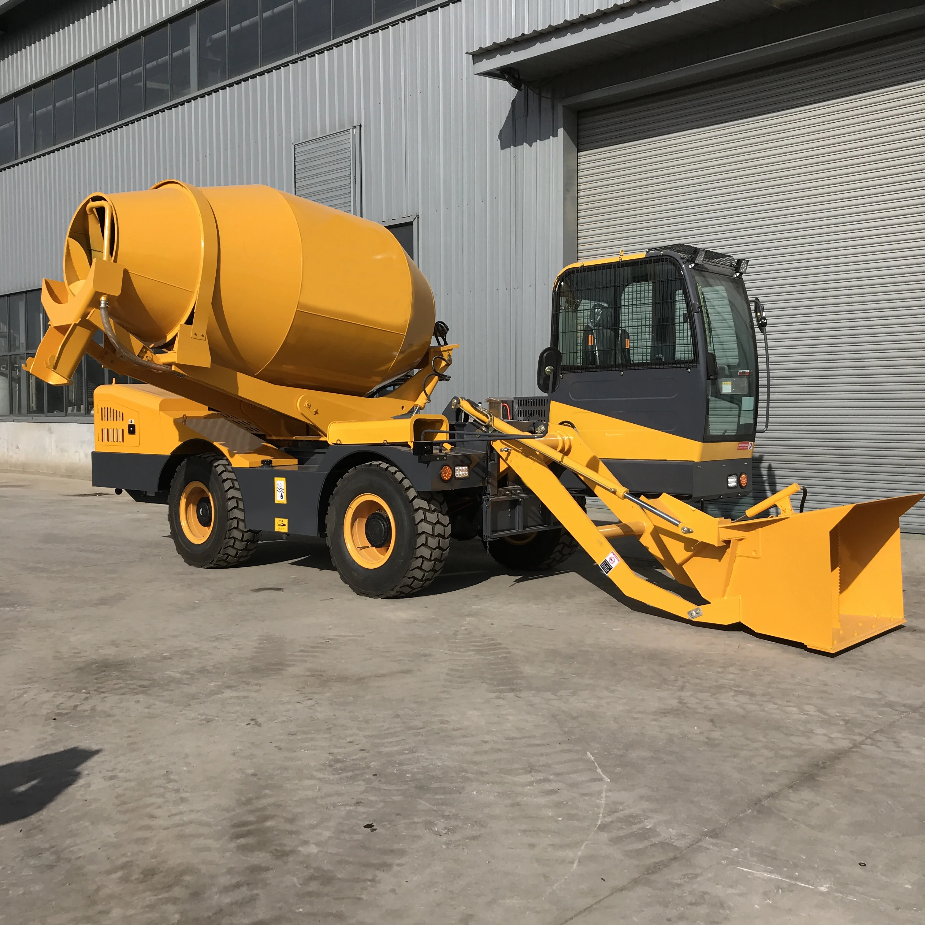 AJAX FIORI SELF LOADING CONCRETE MIXERS