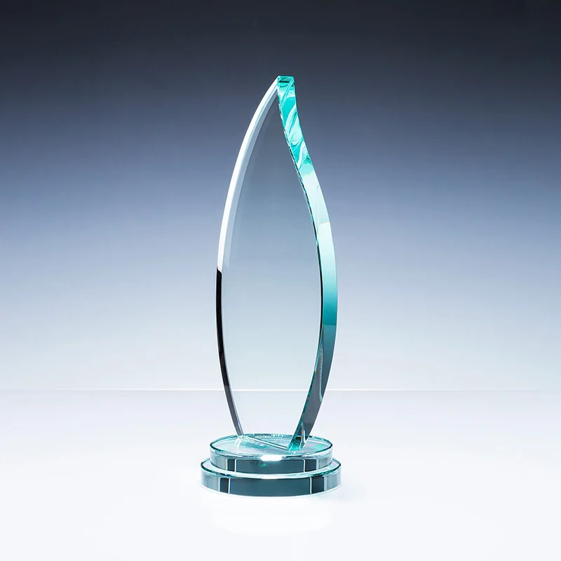 2023 Commercial decoration custom blank crystal trophy Glass trophy supplier