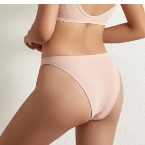 European American Women's Sports Thong Sexy Elastic Low-Rise Underwear Comfortable Pure Color Large Size Seamless T-String