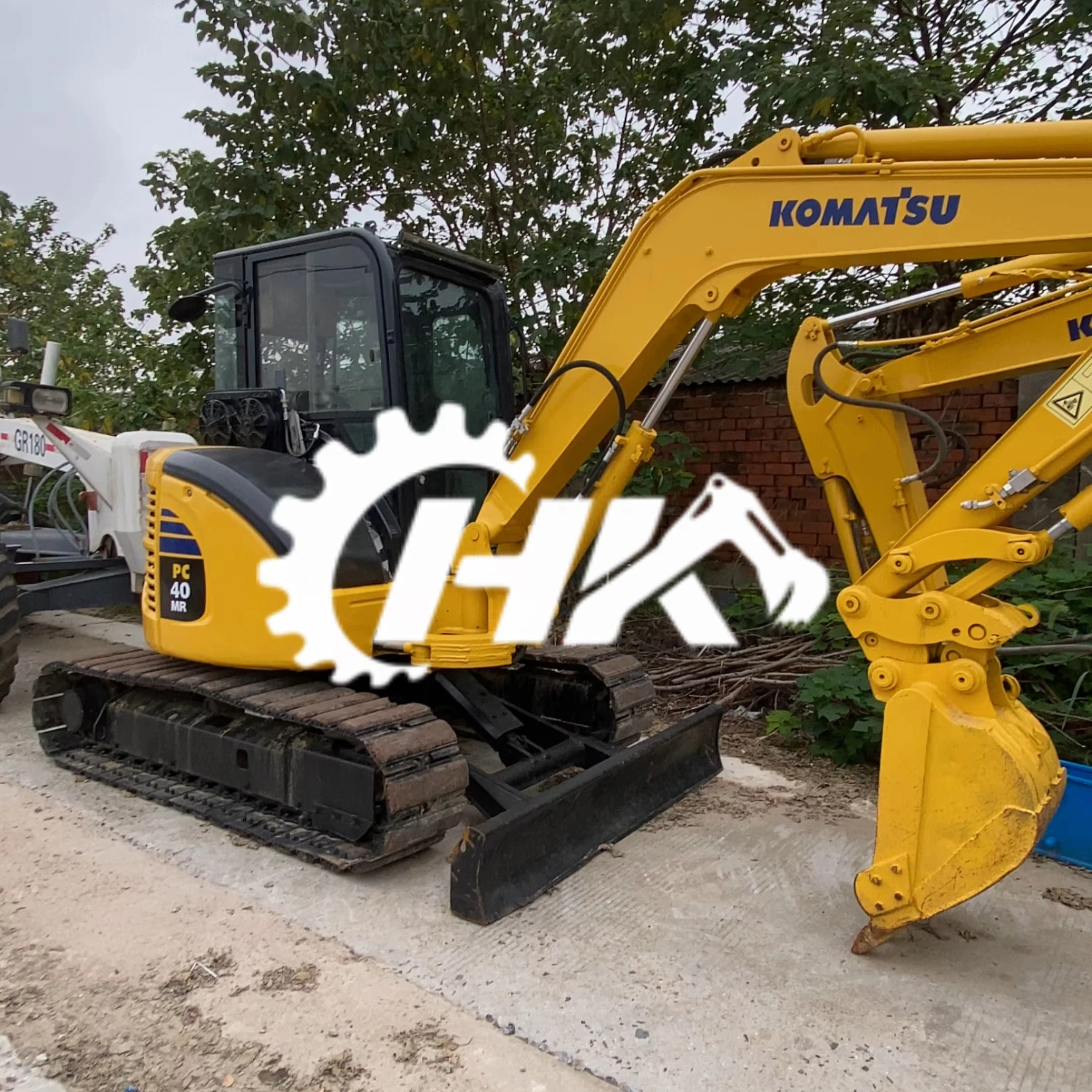 HANG KUI KOMATSU40  4tons 90%new Original Japanese with EPA,CE Agricultural Cheap Used KOMATSU 40  Excavator for Digging