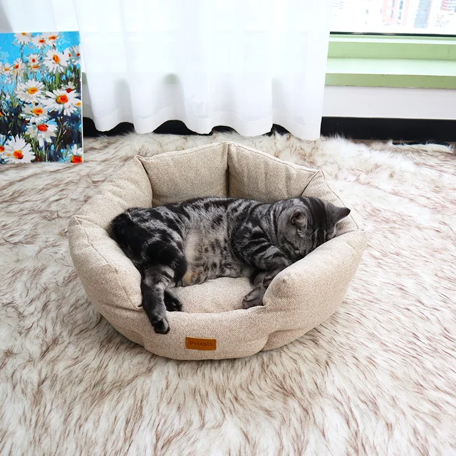 Semi-Enclosed Dog Nest All-Year Cat Mat with Winter Warm Shell Breathable Plush Bed Accessory Small Size Dogs