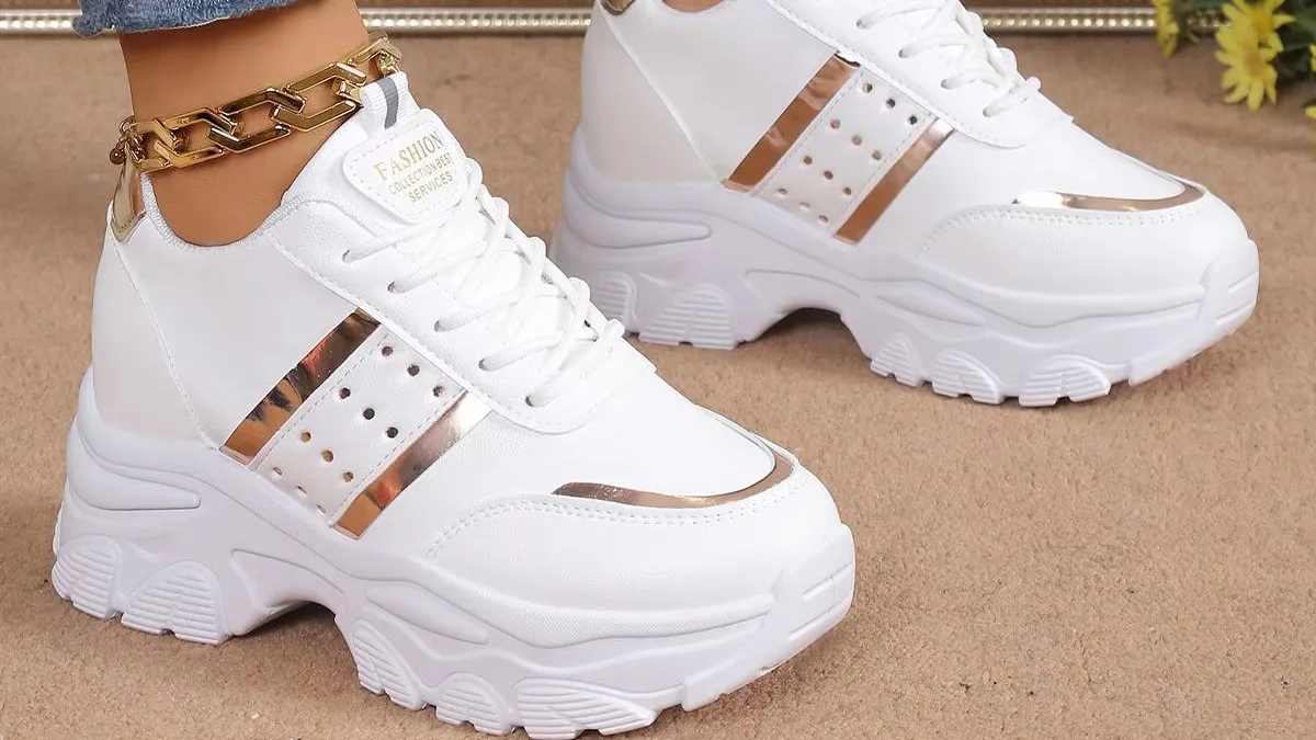 Height Increasing Rubber Women's Tennis Sneakers in White PU