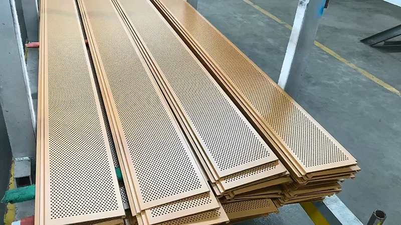 Custom Wood Grain Extruded Cladding - Durable & Stylish