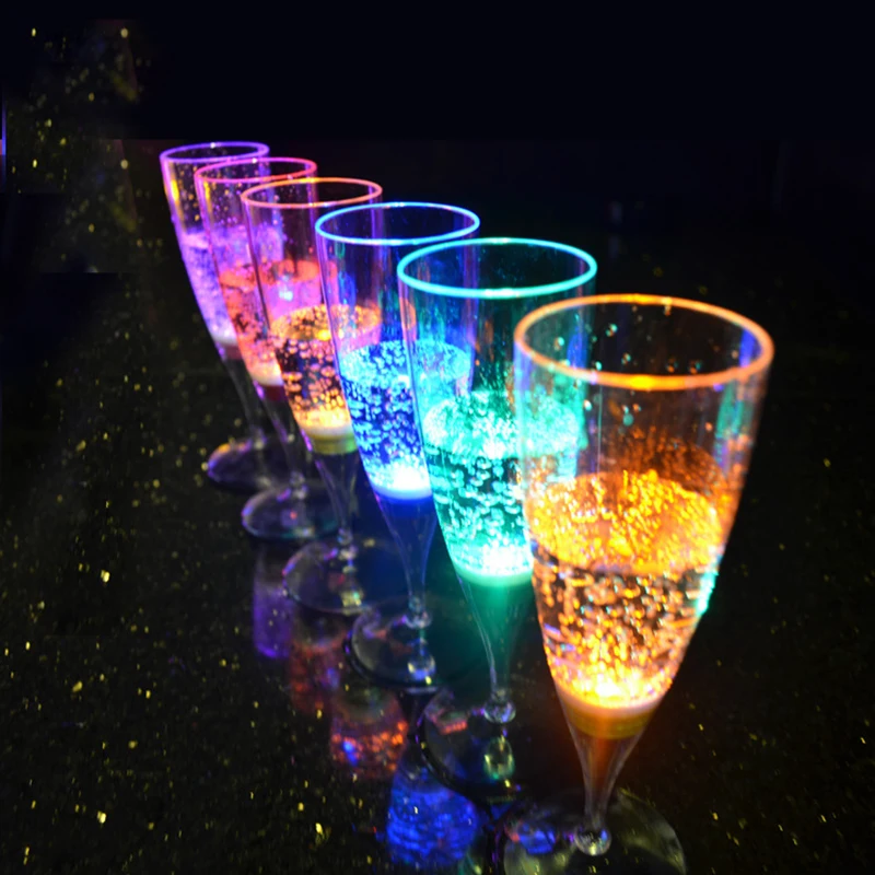 Flashing Wine Glass - Bicchiere Da Vino Luminoso The Glowhouse - Infrangibile E Divertente