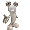 Mickey argento