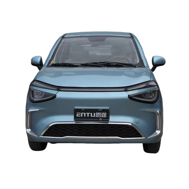 Factory Supplier 4 Wheeler Electric Mini Cars Ev Car Made in China New Energy Vehicles Mini Car for Adult
