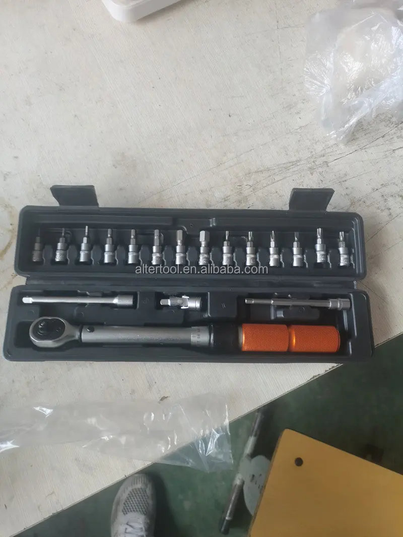 19pcs Motorcycle Torque Wrench Adjustable Torque Socket Wrench 125nm