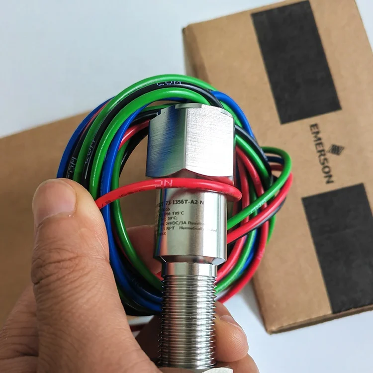 TOPWORX Inductive GO SWITCH 73 Series  73-1356T-A2-N Magnetic Induction Limit Switch Emerson  Position Switch