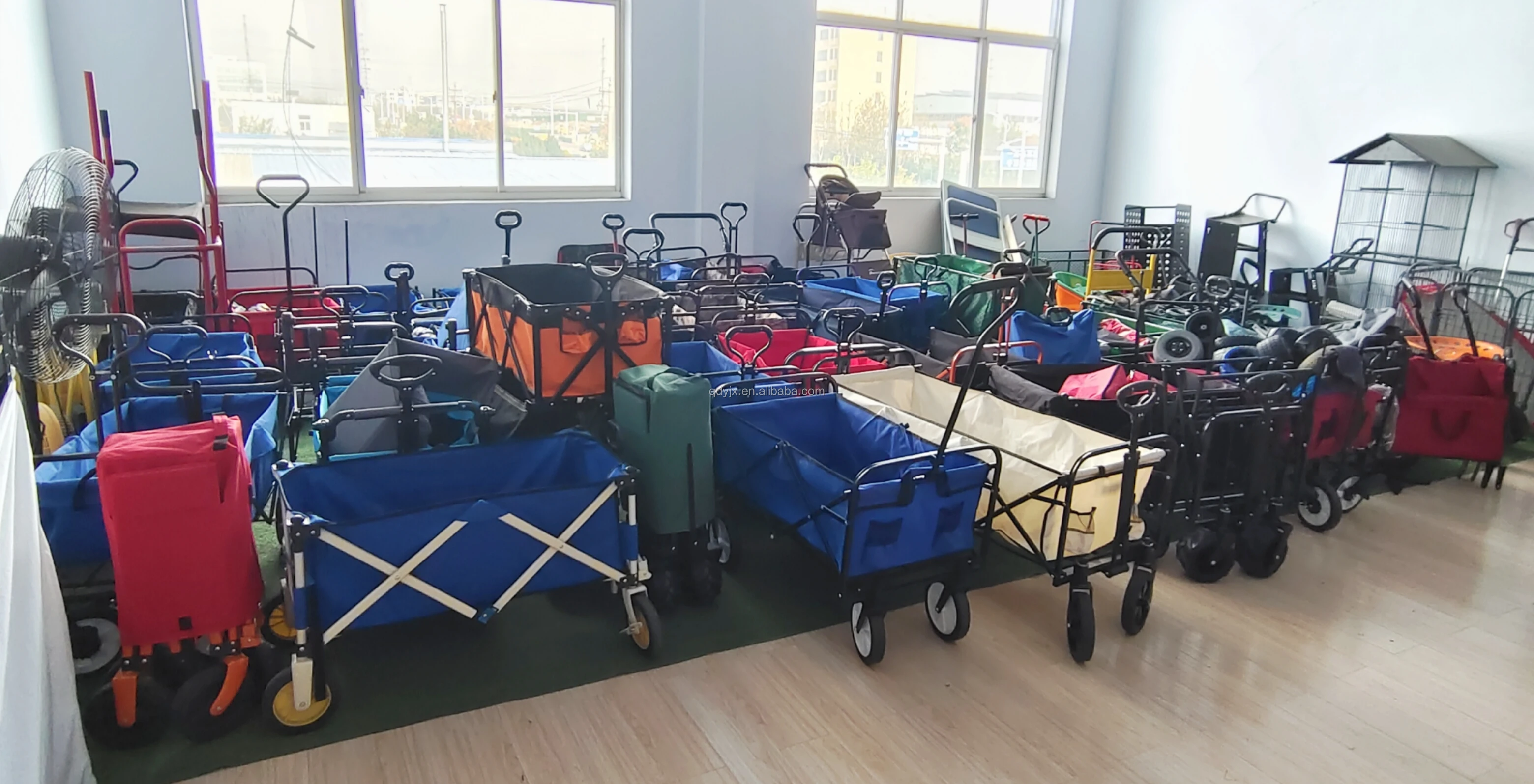 عربة التخييم المنسدلة في الهواء الطلق مع عربة عربة للطفل 9