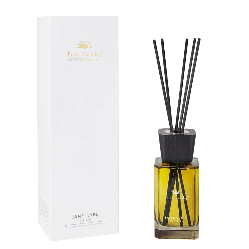 Luxurious 100ml 200ml Home Fragrance Aromatherapy Gift Set Long Lasting Glass Oil Perfume Elegant Packaging Boxes Reed Diffuser