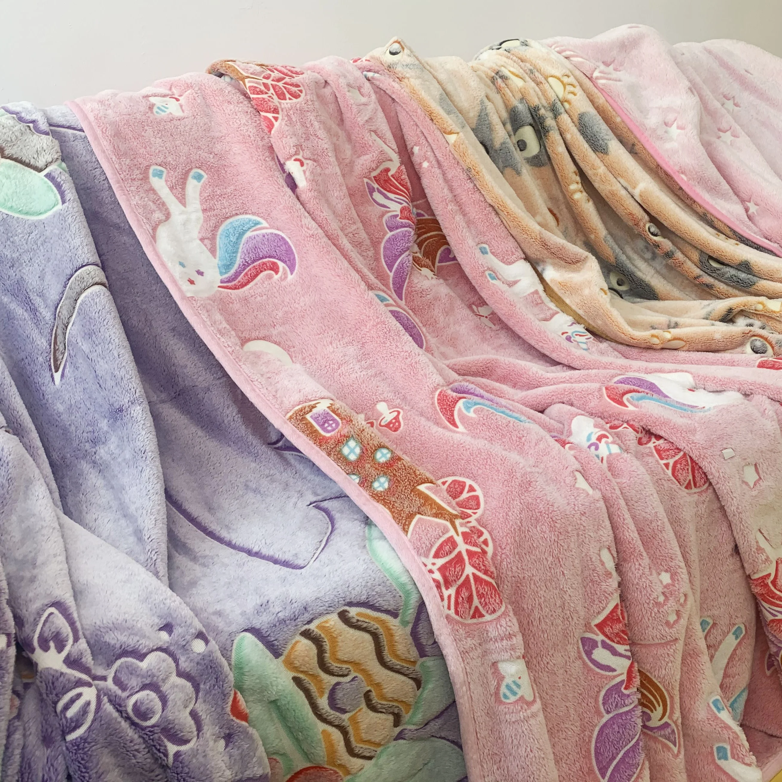 Couverture bebe nouveau produit 2023 Светящиеся в темноте светящиеся одеяла на заказ звезды шерпа Флисовое одеяло с единорогом для