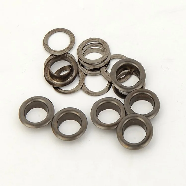 eyelets 10.JPG