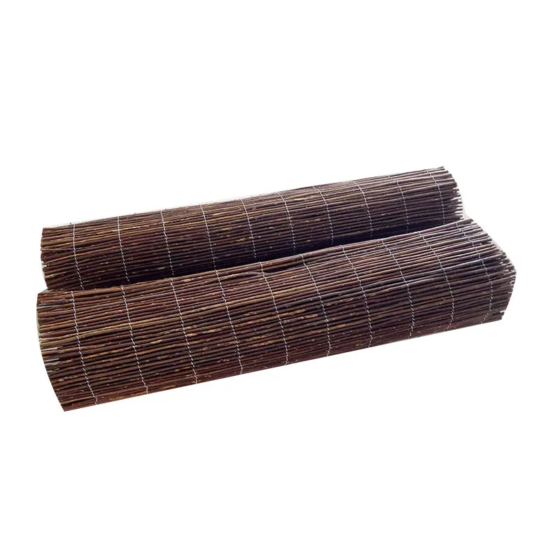 China Supplier the Latest Version Garden Wicker Fence Yard Decoration Willow Fence Screen