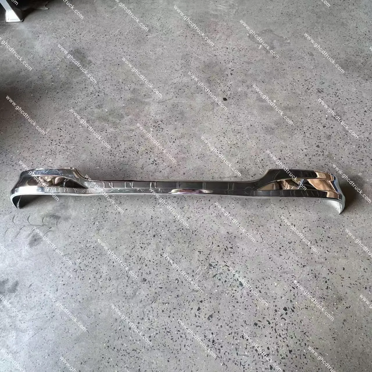 GHCD HIGH QUALITY/HOT PRODUCT METAL and  CHROME BUMPER for JAPANESE TRUCK HINO 300 NARROW BODY/ISUZU/NISSAN/MITSUBISHI