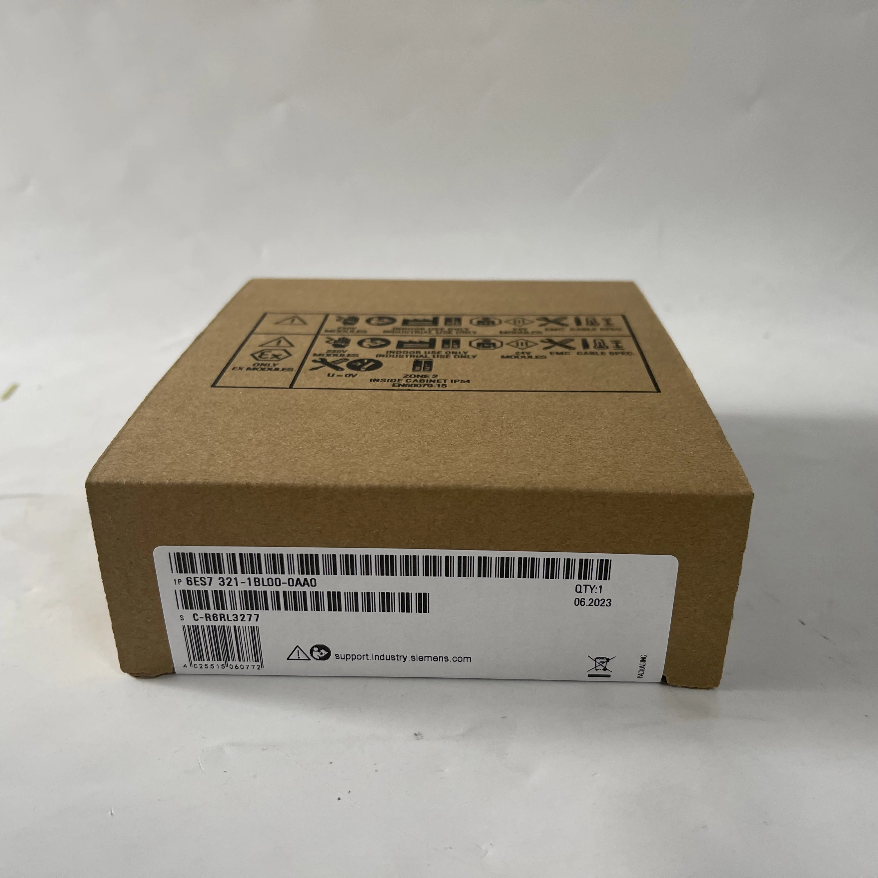 Siemens SIMATIC S7-300 Digital Input Module 6ES7321-1BL00-0AA0 Siemens SIMATIC S7-300 Digital Input Module 6ES7321-1BL00-0AA0