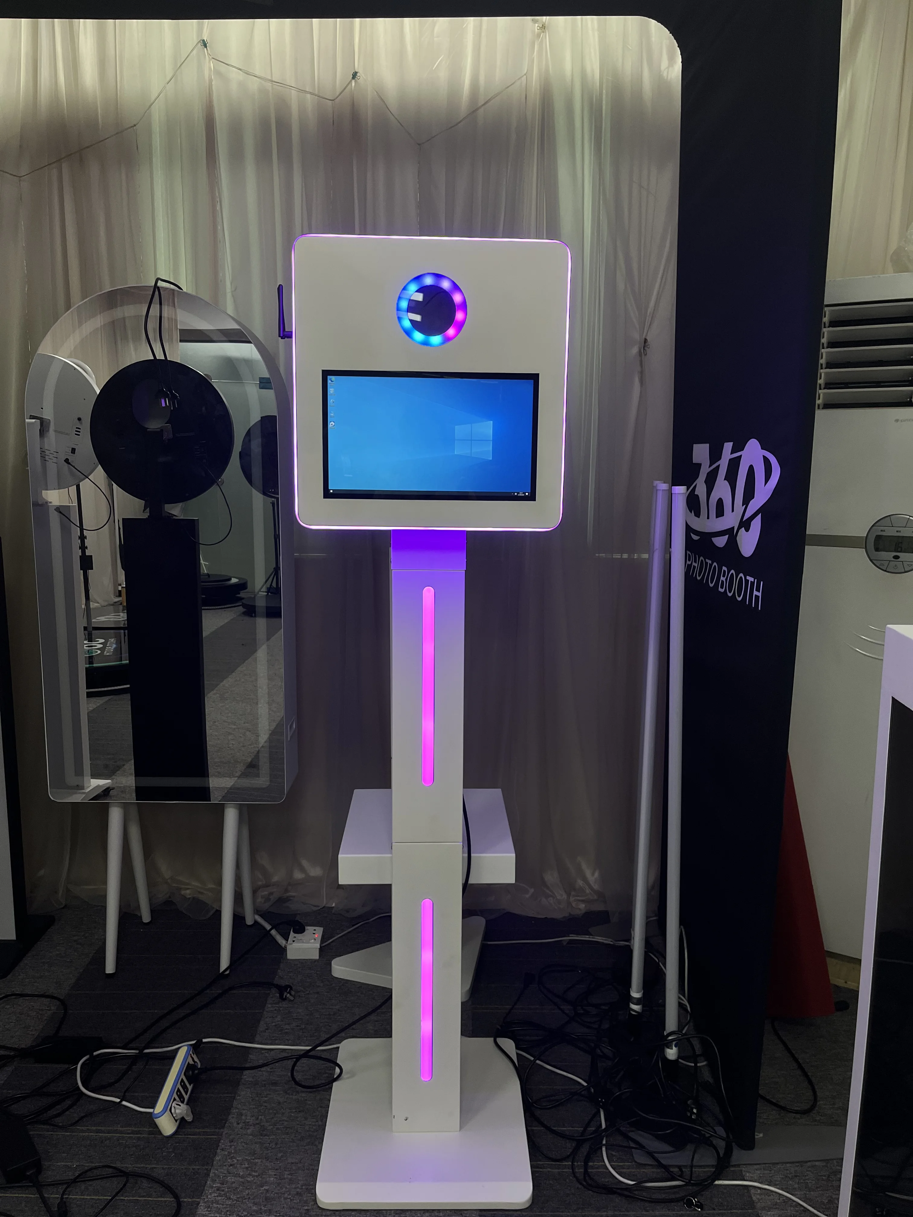 Magic Mirror Photo Booth DSLR matrix Photo Booth With Camera With Printer for Optional Photo Booth Dslr in Birthday Party