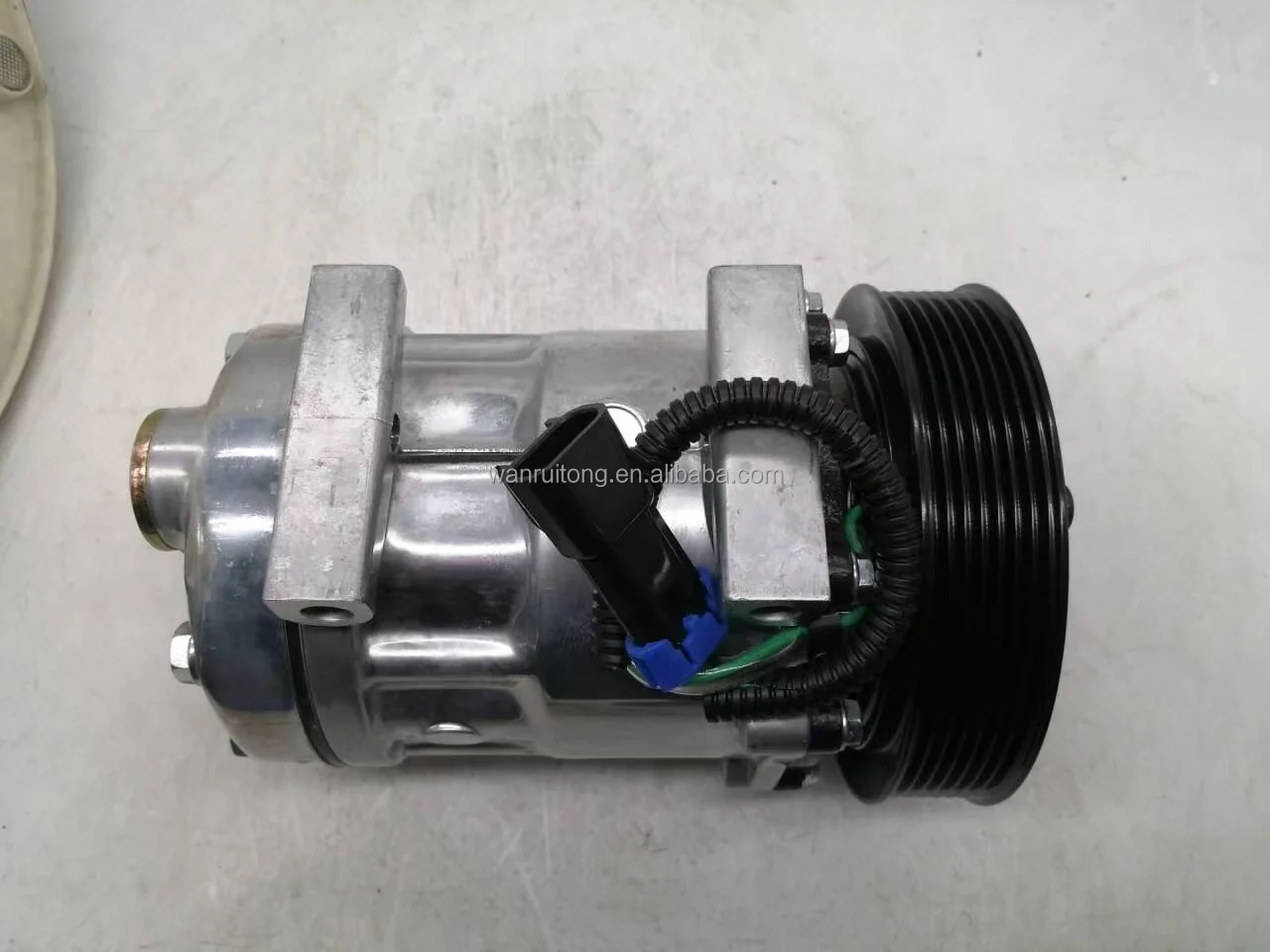 VIT  A/C Compressor Cooling Pump  88320-36540  447220-1415 factory