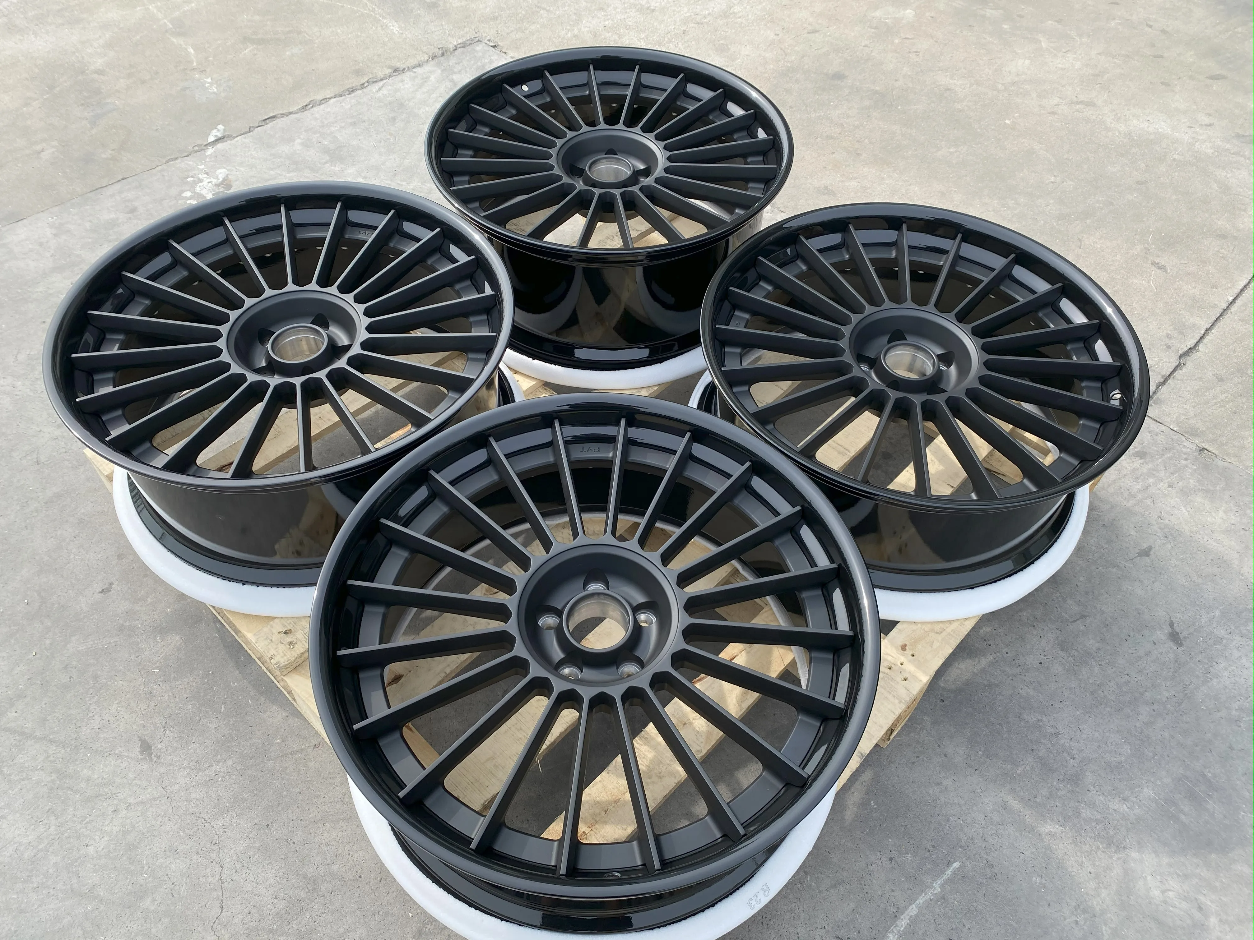 Forged 2 piece matte black aluminum alloy custom wheels 16 17 18 19 20 21 22 23 24 inch 5x112 5x114.3 5x120 rim hub