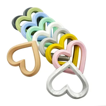 Manufacturer- Supplied Heart-Shaped Silicone Teether and Teething Necklace Soft Toy with Customizable Baby Beads for DIY