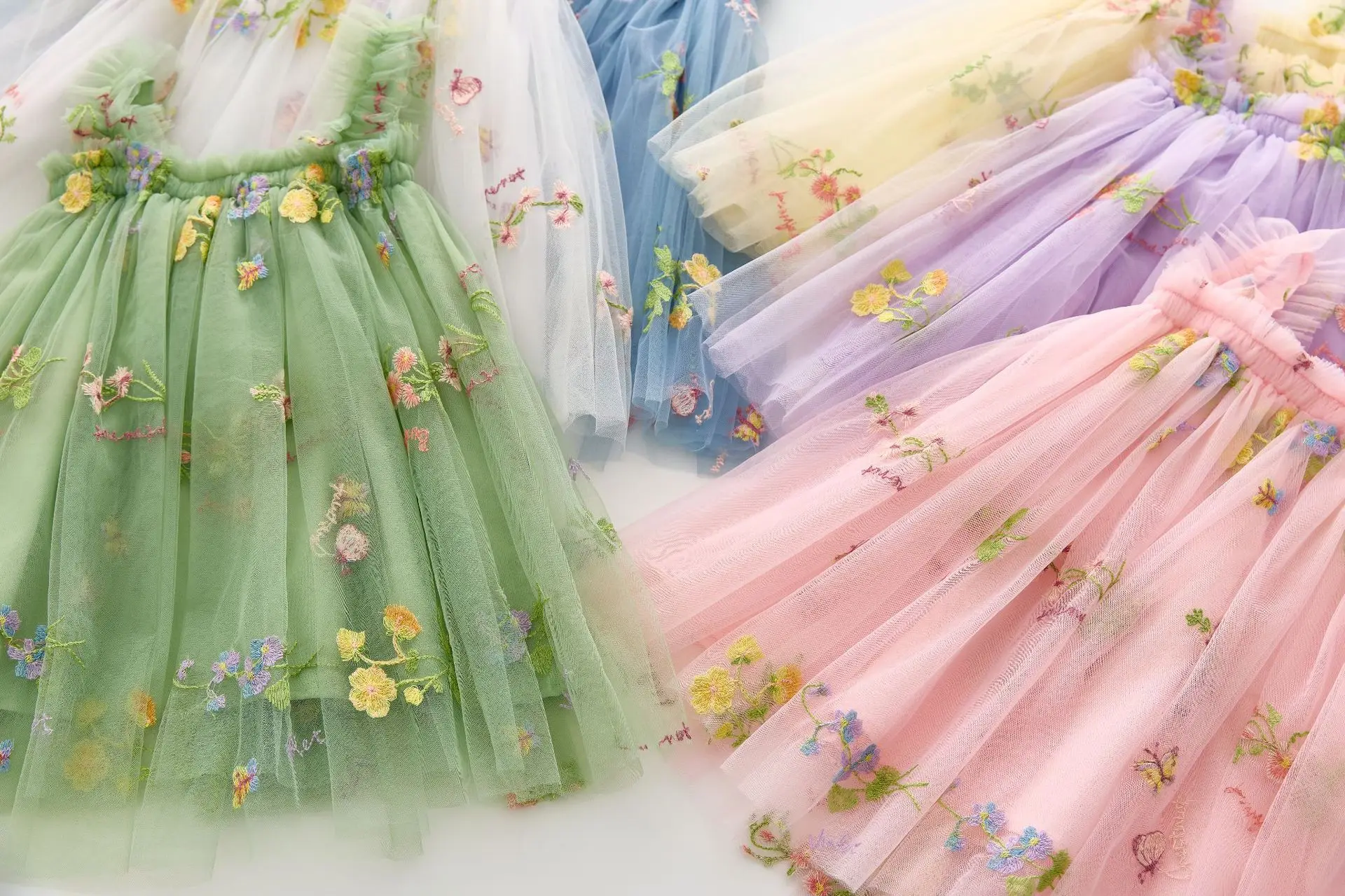 2024 Summer Tulle 3d Beautiful Embroidery Flower Girls Dress for Kids 1-6 Years