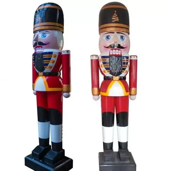 Life Size Wooden Soldier Nutcracker for Christmas Soldier Authentic 10ft Height Fiberglass Toy Soldier Nutcracker