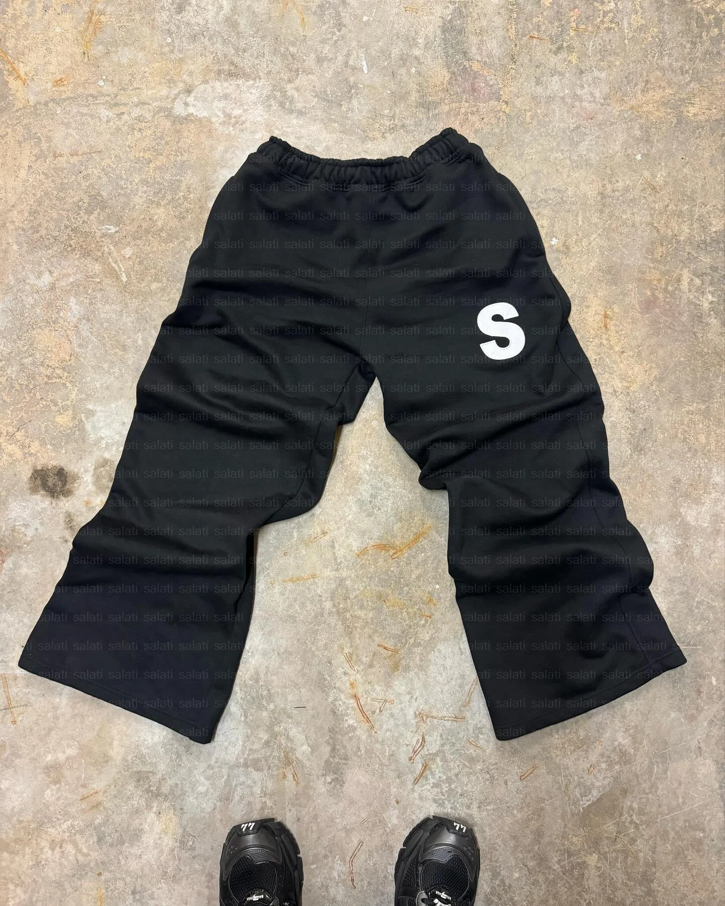 Custom Streetwear High Quality 100% Cotton Track Pants Acid Wash Color Heavy French Cotton Stacked Silk Print Men Sweatpants gallery 3