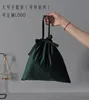 Vert foncé