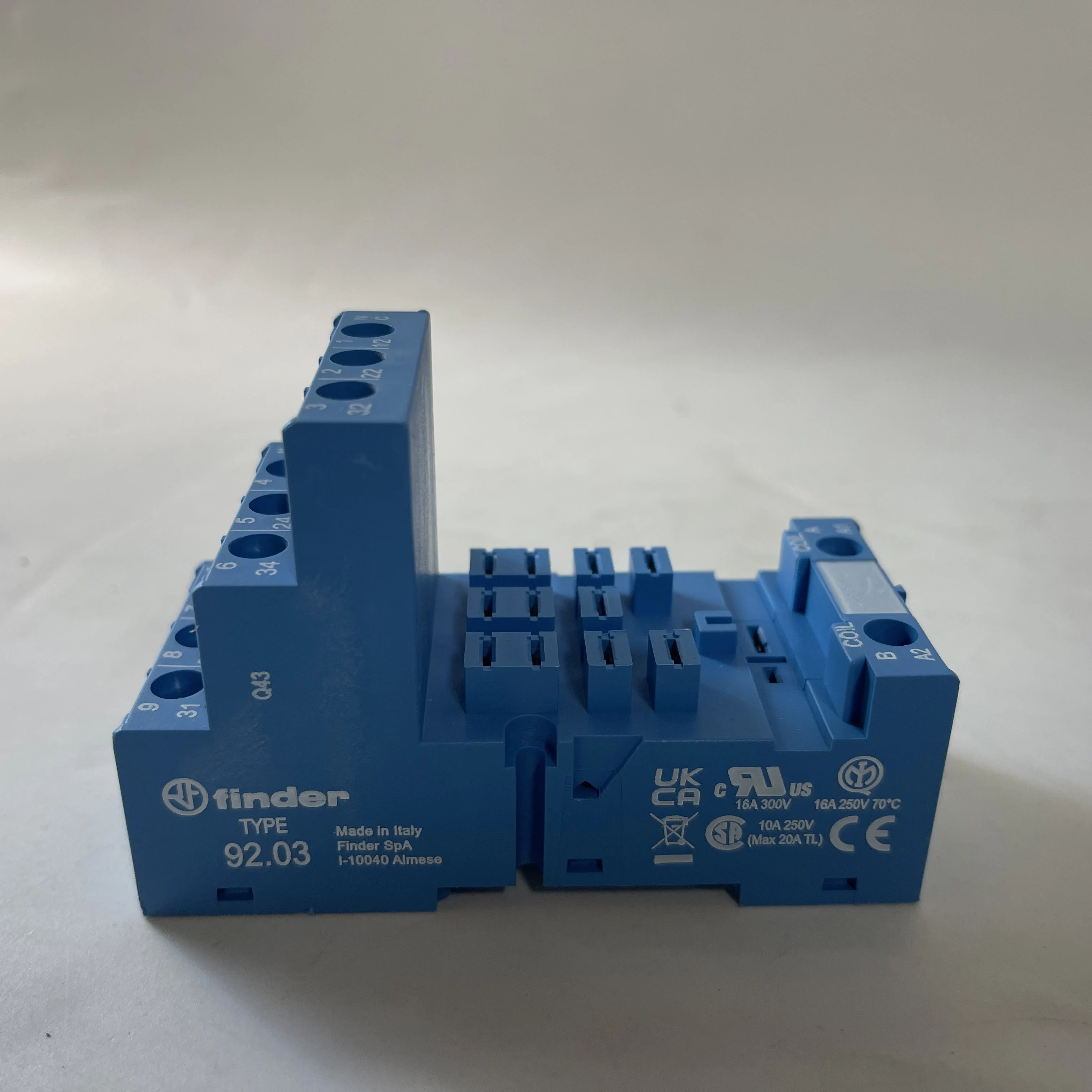 Finder Terminal Block 92.03 SMA