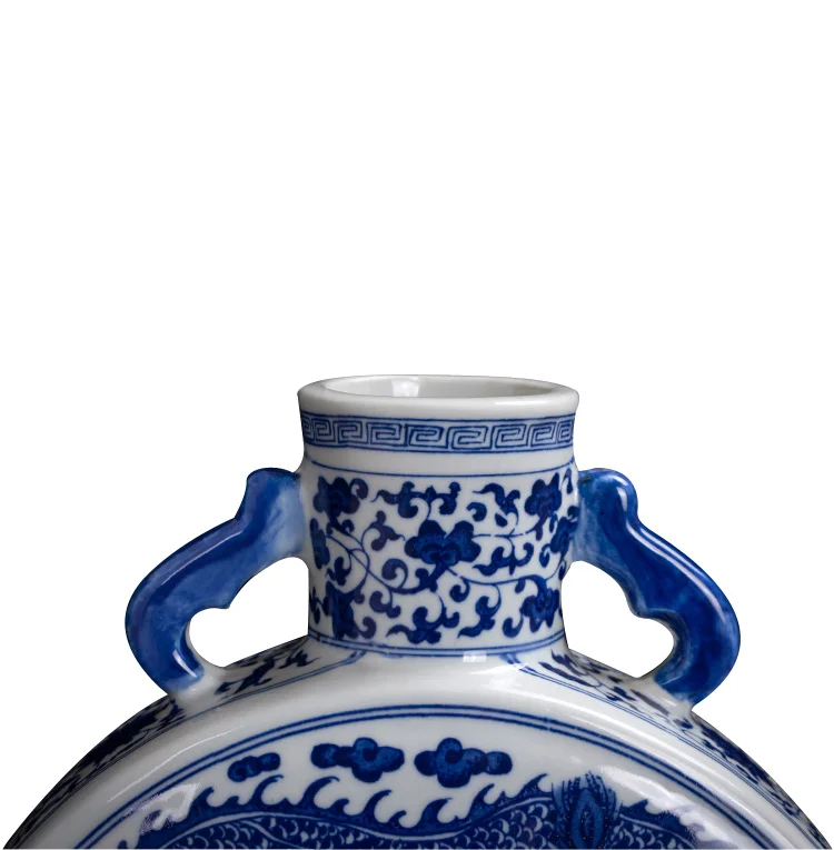 青花瓷 龍鳳凰紋双耳扁壺 飾り壺 花瓶 清乾隆青花胭脂红料双凤戏珠纹龙耳扁壶| Dynastie qing