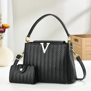 Women's Woven Texture Handbag 2 in 1Set with Metal V Embellishment Ladies Shoulder Bag