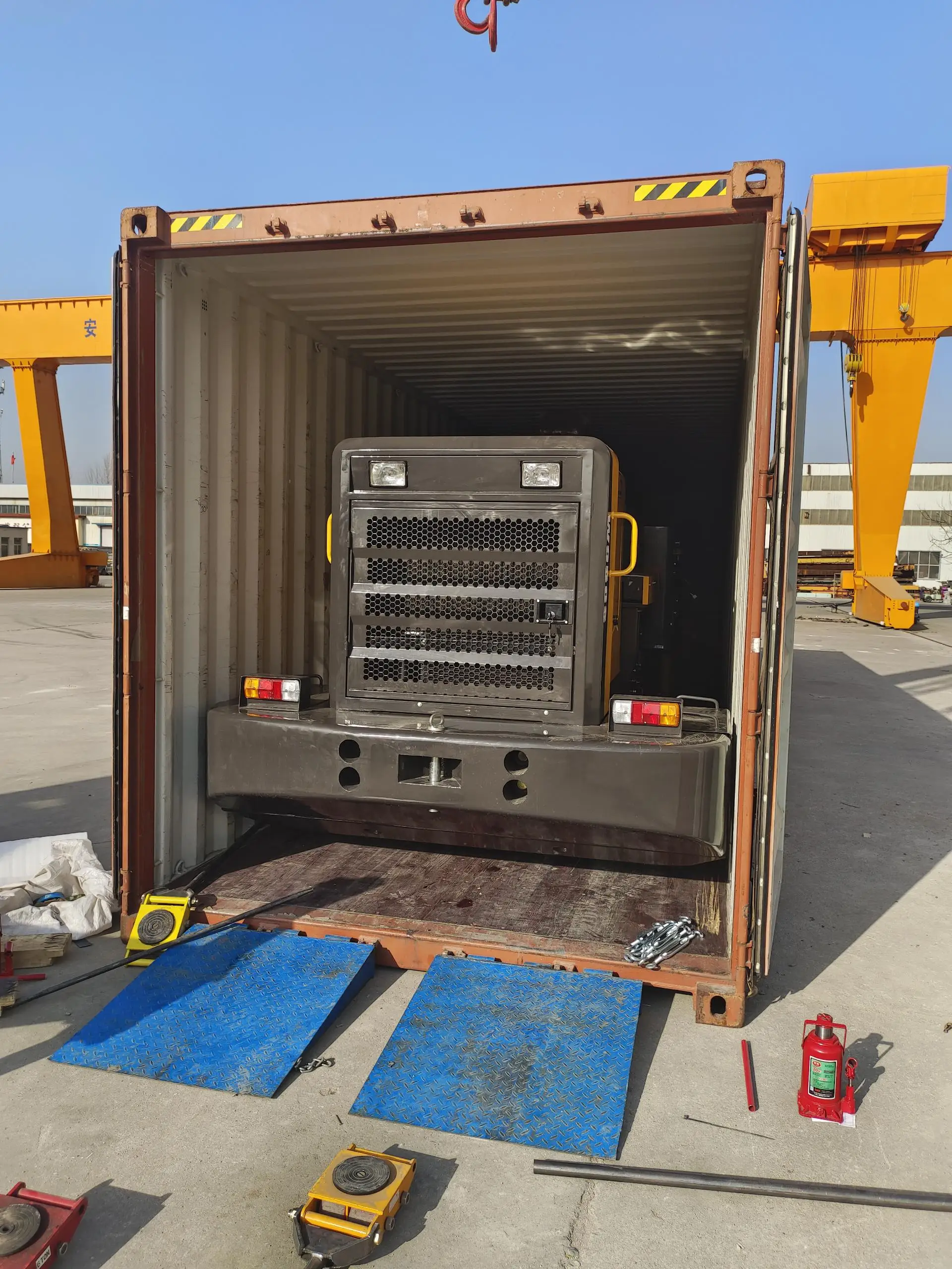 Ht300fv 5 Ton Telescopic Electric Front Loader Small Tractors Mini