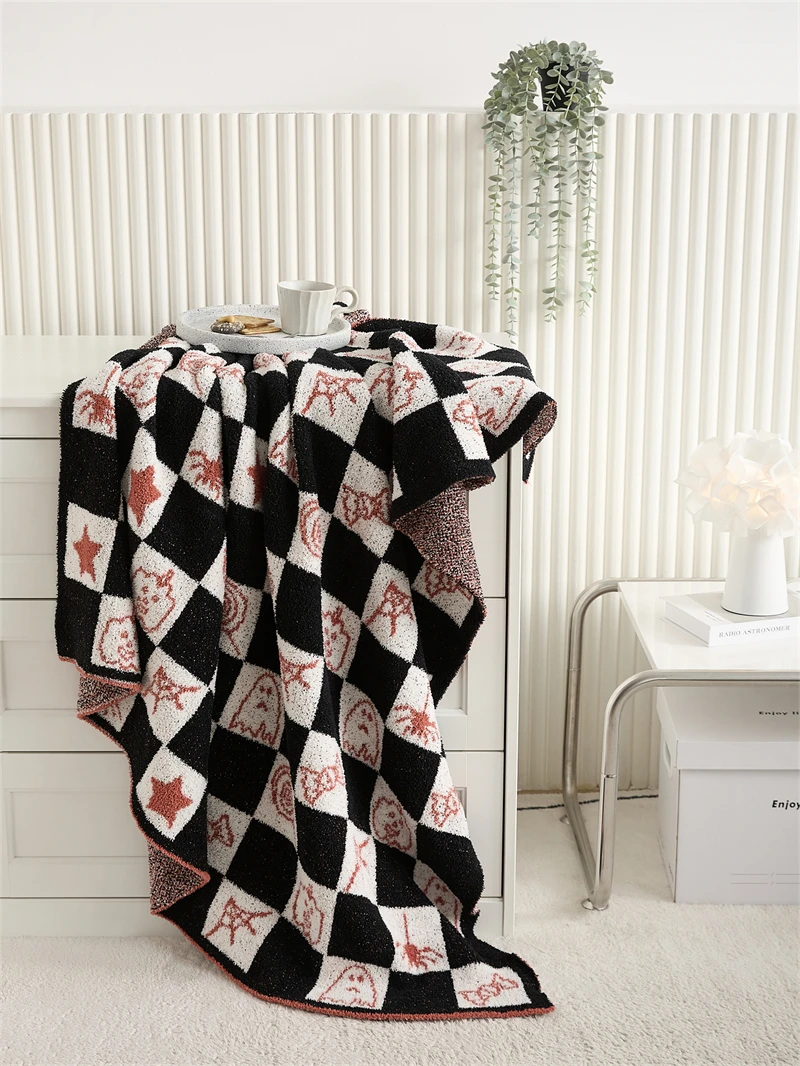 Super Soft Halloween Pumpkin Gremlin Candy Checkerboard Microfiber Knitted Throw Blanket Festival Kids manufacture