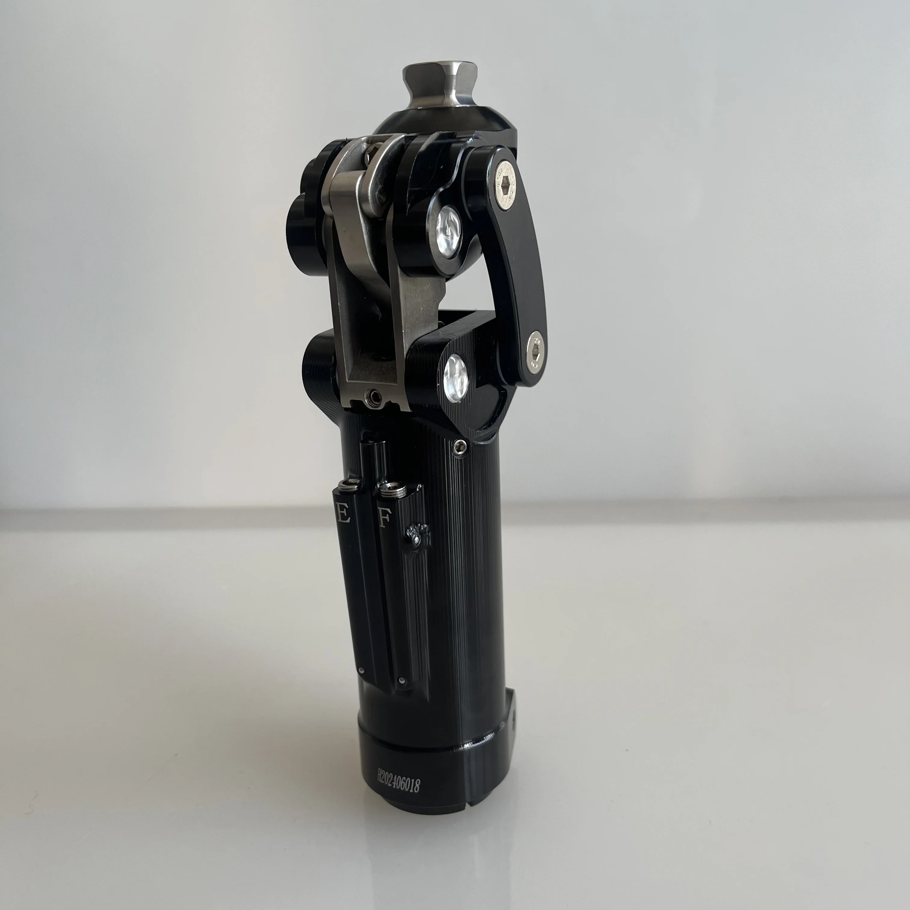 Prosthetic 4-Bar Pneumatic Knee Joint Leg Prosthesis Aluminum Artificial Limbs Parts Rehabilitation Equipment