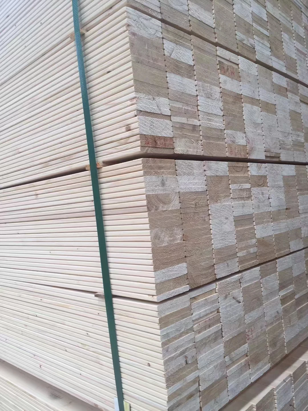 Pine Australia Standard Wood Logs - Quality Timber MGP10