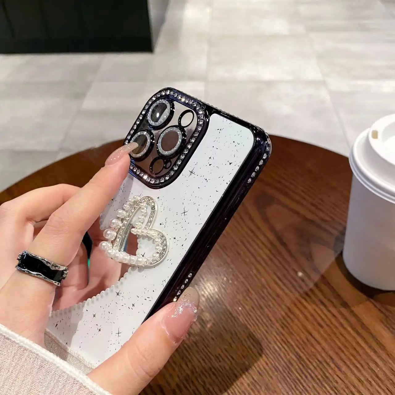 Girl Case Heart Mirror Diamond Mobile Phone Case Women Design Glitter Cell Phone Case for Samsung S23 S24 S25 Plus Ultra