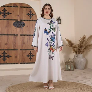 Custom Middle East New Printed Hot Rhinestone Women Robe Muslim Long Sleeve Round Neck Dress