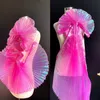 สีแดงกุหลาบเข้ม - - - วัดความตรงของกุหลาบเข้มหนึ่งเมตร