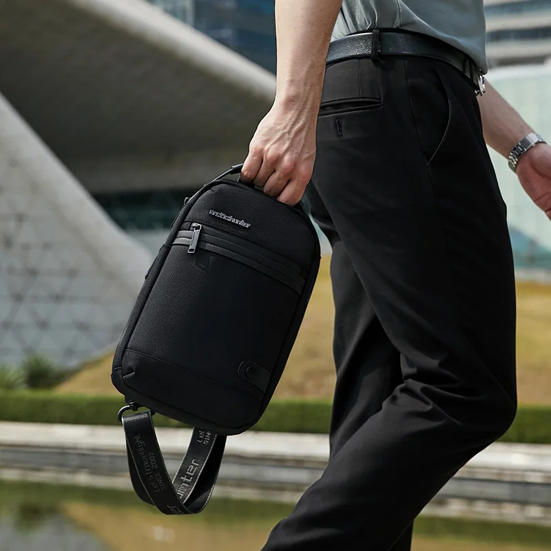 ARCTIC HUNTER Chest Bags for Men Smart, Lightweight, Waterproof