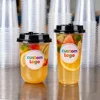 gobelets en plastique